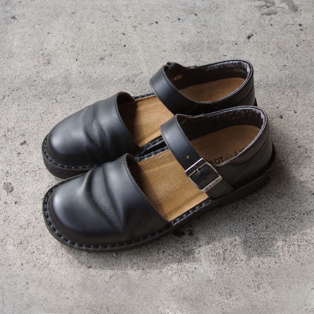 Naot Olga Mary Jane Shoes, Size 37 (6-6.5) - Picture 2 of 11
